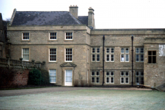Annesley_Hall_-_viewed_from_the_side_with_terrace_on_left_-_colour_1985