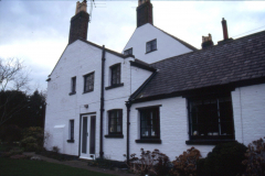 Aspley_Hall_-_Peach_Cottage_Aspley_Lane_once_three_workers_cottages_1997