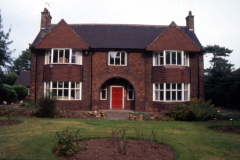 Aspley_Hall_-_Red_Lodge_Aspley_Lane_Alderman_Taylors_1925-31_1997.__Front_is_at_the_back.