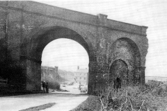 Awsworth_-_Viaduct_-_Last_arch_being_prepared_for_explosives_1973