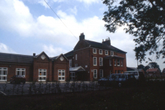 Basford_-_Basford_Hall_-_west_aspect_1998___colour