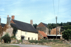 Beauvale_Priory_-_Farm_cottage_-_with_ruins_beyond