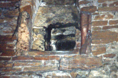 Beauvale_Priory_-_Priors_House_fireplace_colour_1996
