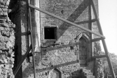 Beauvale_Priory_-_Priors_house_gable_end