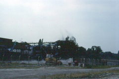 Cinderhill_-_Babbington_colliery_demolition_of_No._4_headgear_1989