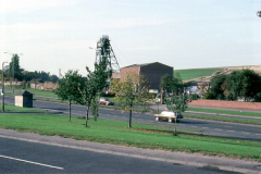 Cinderhill_-_Babbington_colliery_deserted_2_with_A610_1986