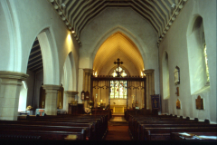 Cinderhill_-_Christ_Church_the_nave_1998