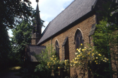 Cinderhill_-_Christ_church_from_the_south_1998
