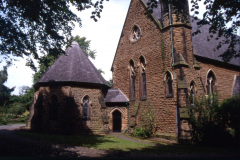 Cinderhill_-_Christ_church_west_end_and_vestry_1998