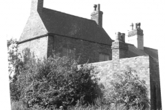 Cinderhill_-_House_at_Cinderhill_demolished_1962_taken_in_1961