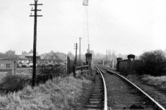 Cinderhill_-_Thomas_Norths_railway_bridge_over_A610_c1960